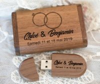 caixa de chave usb de madeira gravada à medida