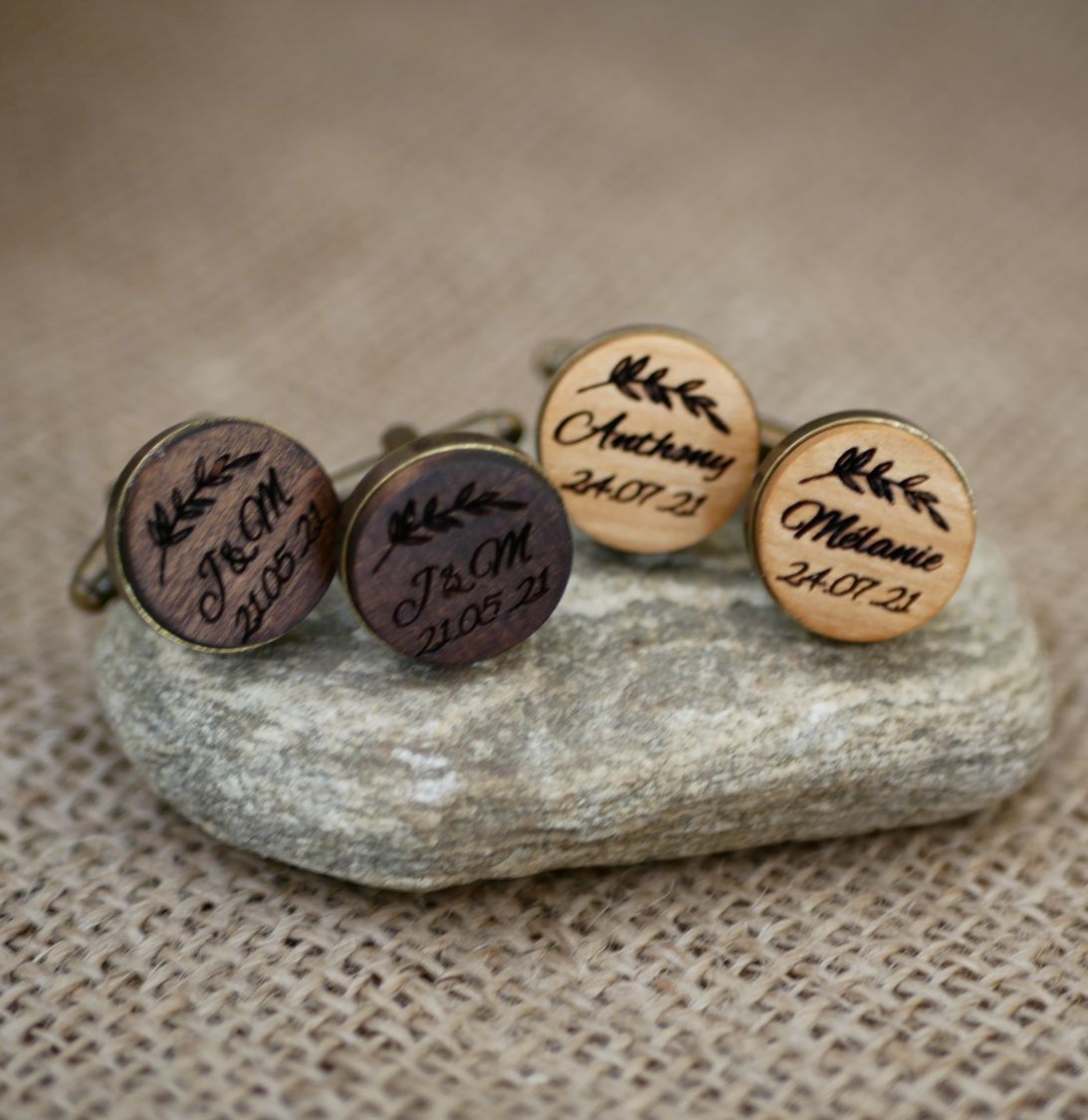 Botões de punho de madeira em bronze envelhecido 16 mm personalizável