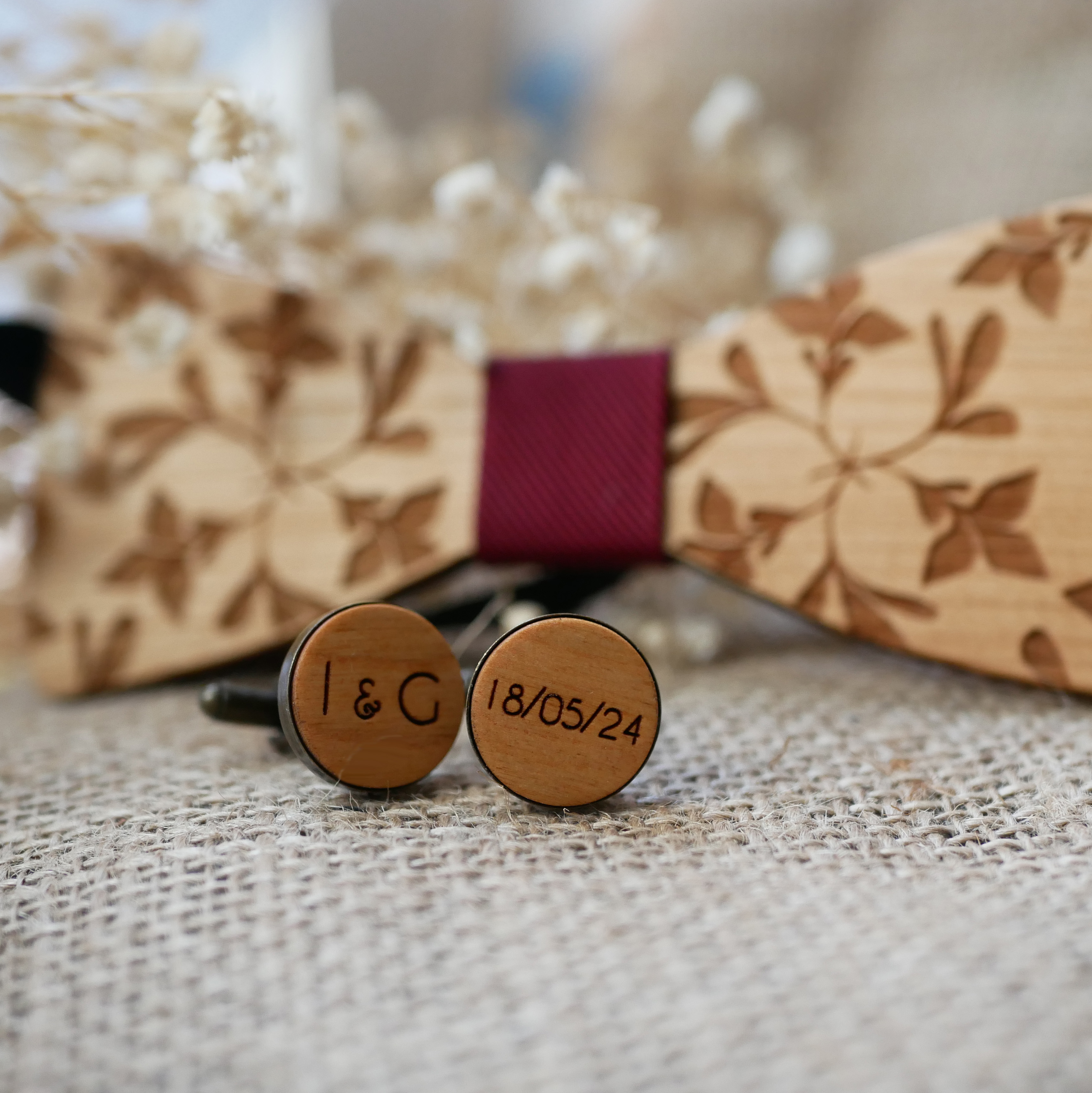 Botões de punho de madeira em bronze envelhecido 16 mm personalizável