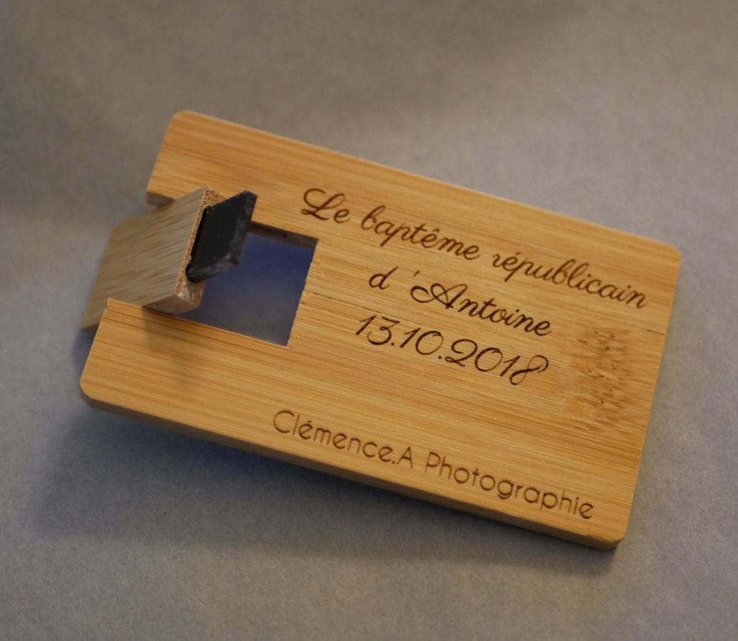 Chave USB 32 GB Cartão de madeira de bambu carbonizado para ser personalizado por gravação