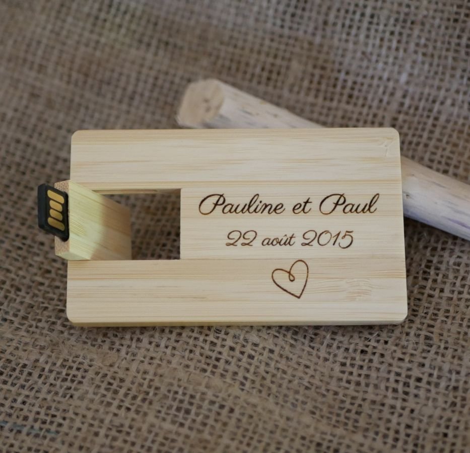 Chave USB 32 GB Cartão de madeira de bambu para ser personalizado através de gravação