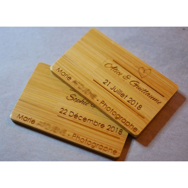Chave USB 32 GB Cart&atilde;o de madeira de bambu carbonizado para ser personalizado por grava&ccedil;&atilde;o