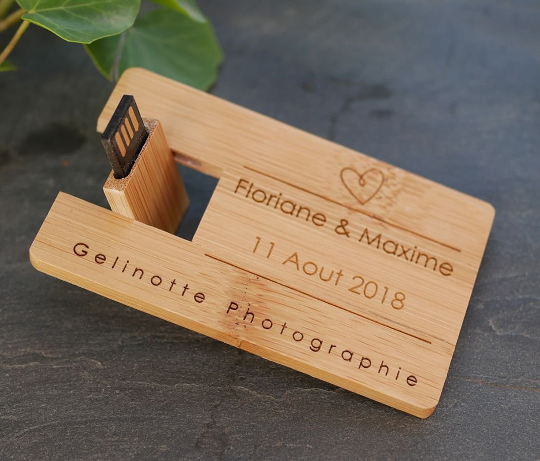 Chave USB 32 GB Cartão de madeira de bambu para ser personalizado através de gravação