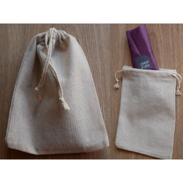 Chave USB 32Gb em estojo de couro castanho para personalizar