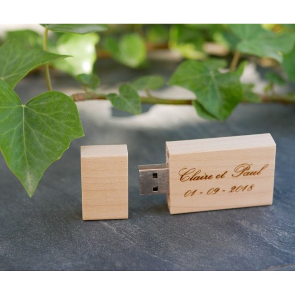 Chave USB de madeira de 32 GB, rectangular, a personalizar atrav&eacute;s de grava&ccedil;&atilde;o
