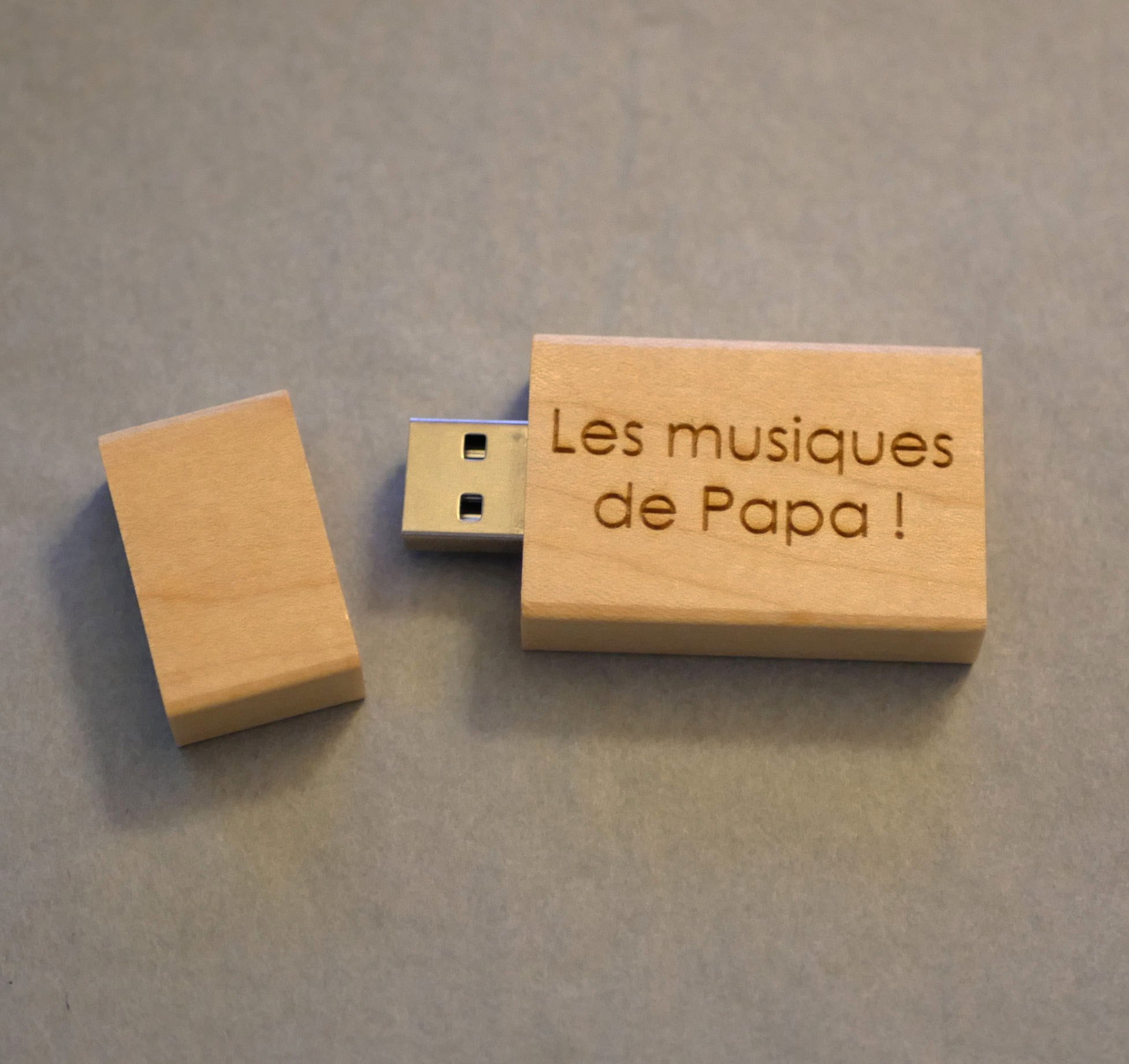 Chave USB de madeira de 32 GB, rectangular, a personalizar atrav&eacute;s de grava&ccedil;&atilde;o
