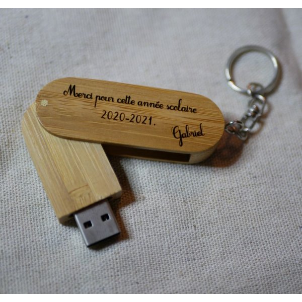 Porta-chaves USB de bambu de 32 GB para grava&ccedil;&atilde;o e personaliza&ccedil;&atilde;o