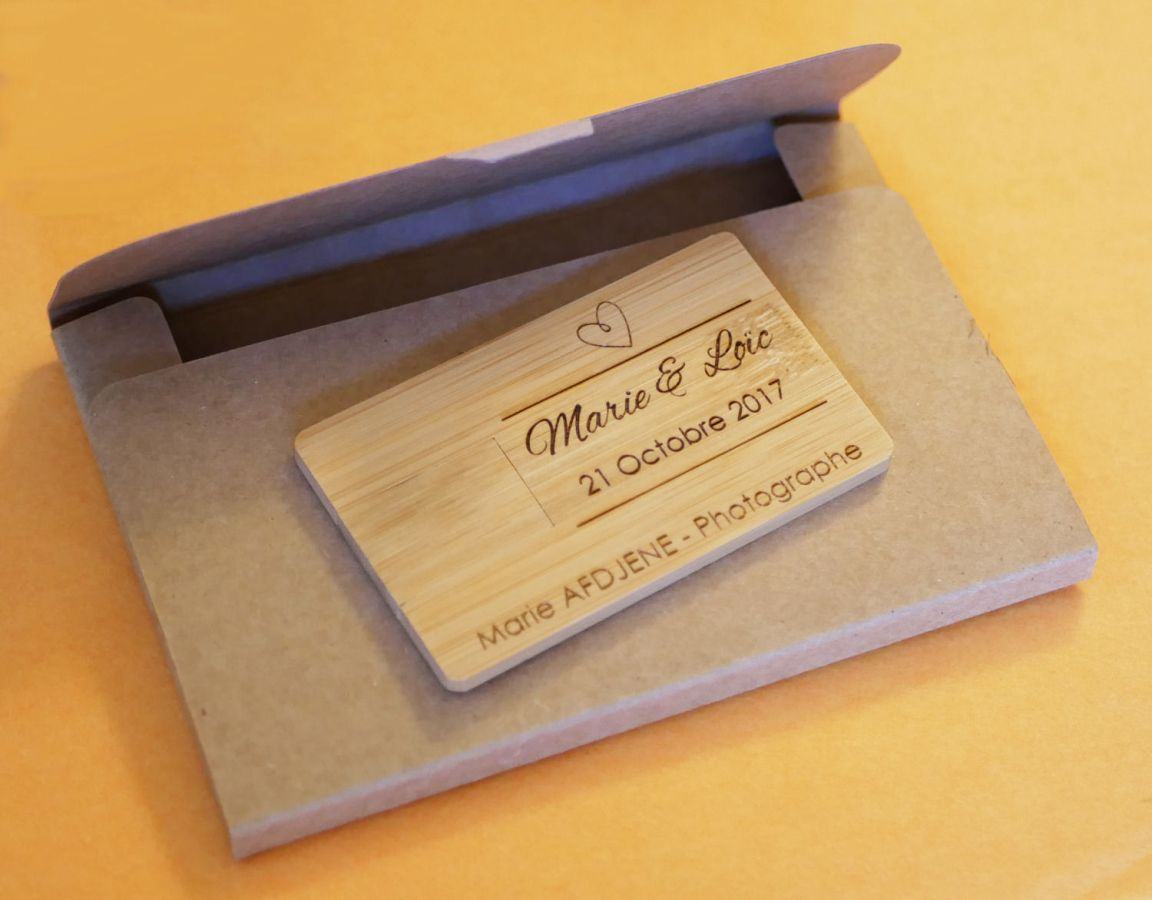 Chave USB 32 GB Cartão de madeira de bambu para ser personalizado através de gravação