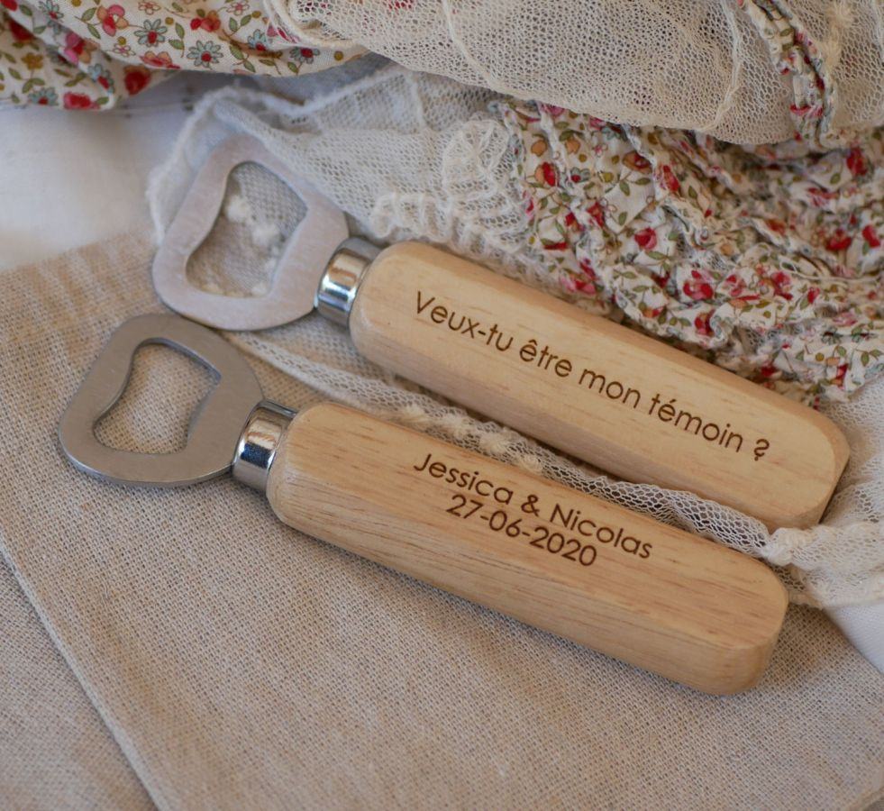 Abre-garrafas de madeira gravada para personalizar, presente de casamento 