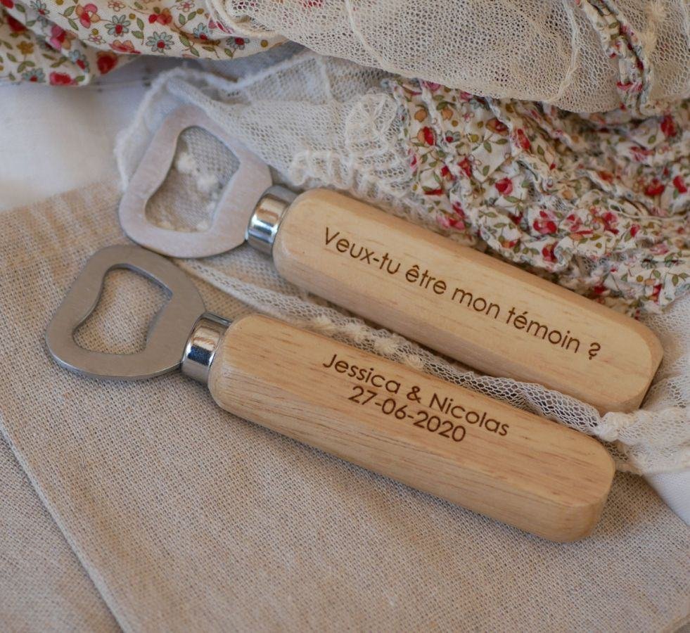 Abre-garrafas de madeira gravada para personalizar, presente de casamento 