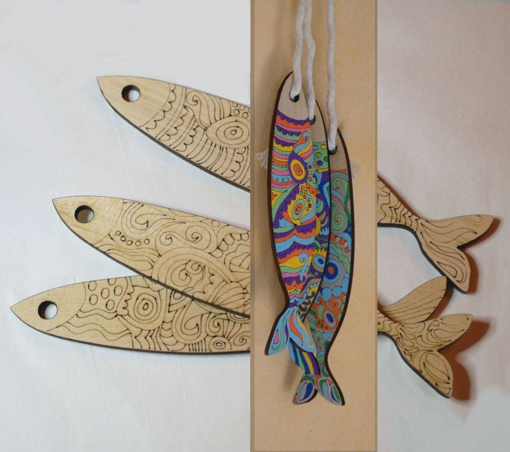 Decoração de parede Sardinhas em madeira gravada para ser pintada 