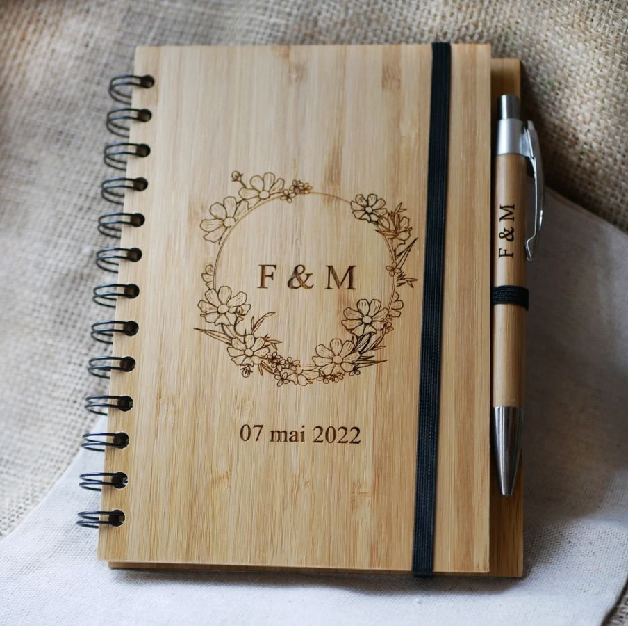 Livro de convidados de madeira para casamento ou cerimónia a personalizar