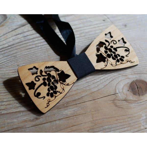 Gravata-borboleta de madeira com la&ccedil;o de madeira aberta com folhas e videiras feitas em Fran&ccedil;a