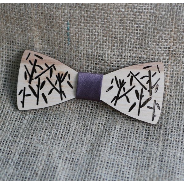 Gravata de madeira francesa com decora&ccedil;&atilde;o de bambu 