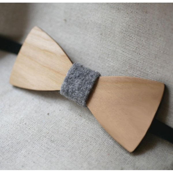 La&ccedil;o de l&atilde; e madeira para personalizar feito em Fran&ccedil;a