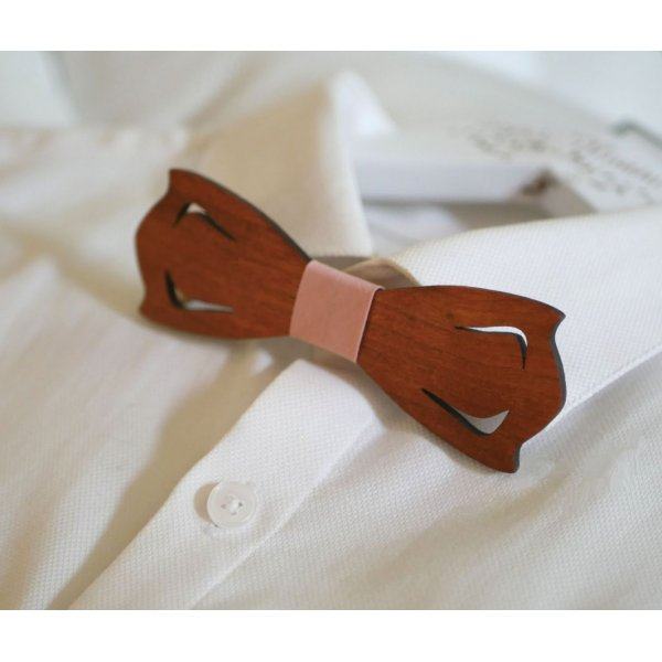 La&ccedil;o de fita de trompe l'oeil de madeira para personalizar