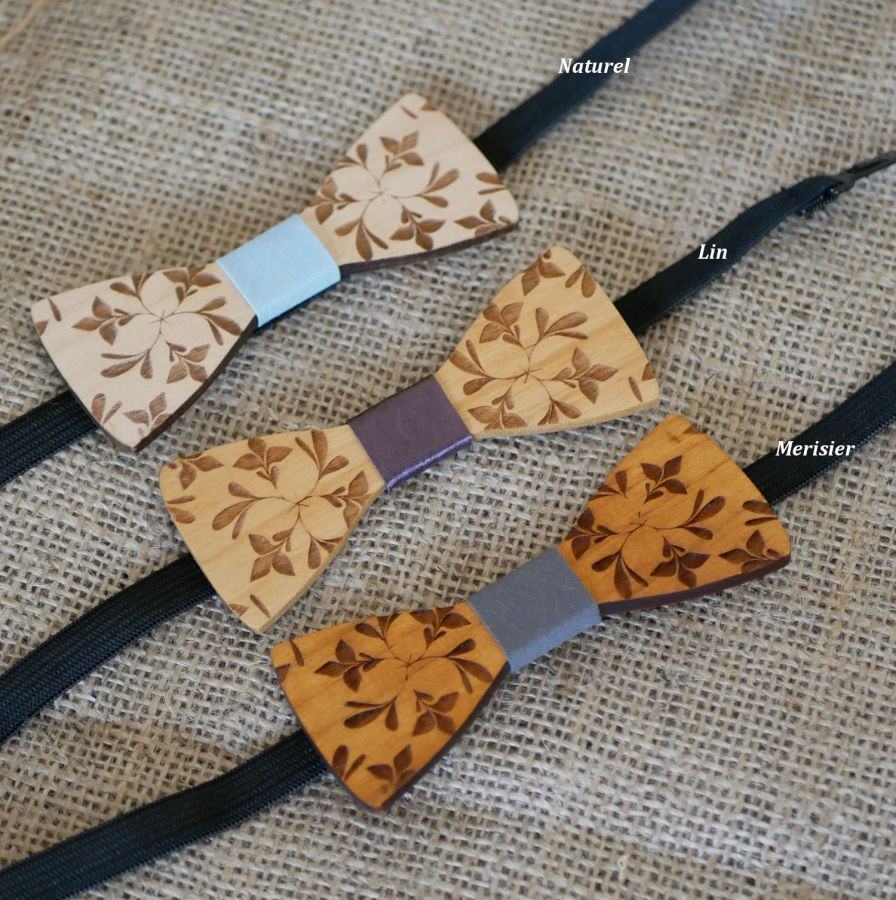 Mini laço de madeira para crianças gravado com flores para ser personalizado com o mesmo modelo para crianças e homens