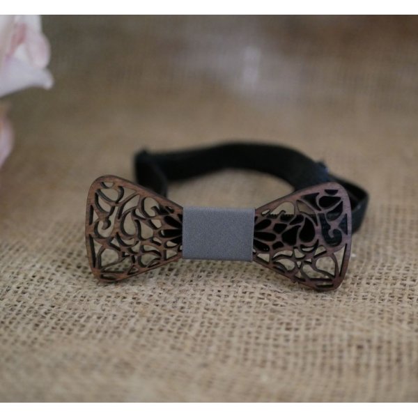 Mini la&ccedil;o de madeira com curvas elegantes