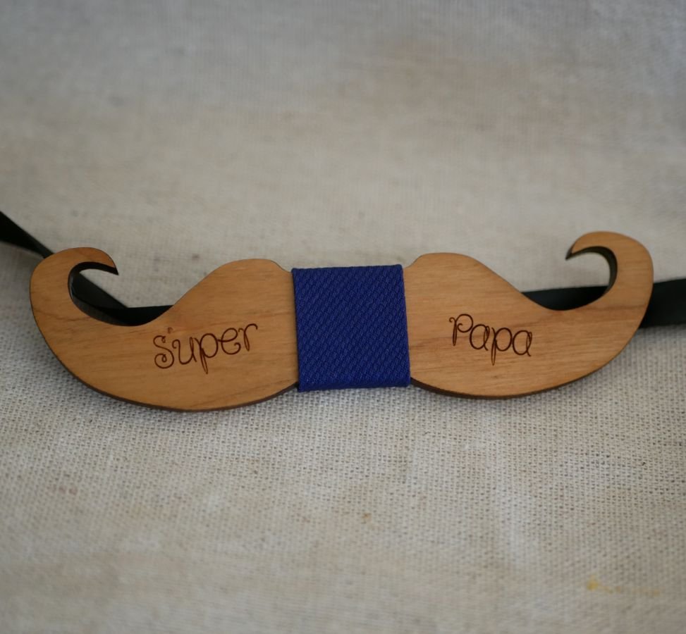 Gravata com laço de bigode de madeira tingida para personalizar feita em França