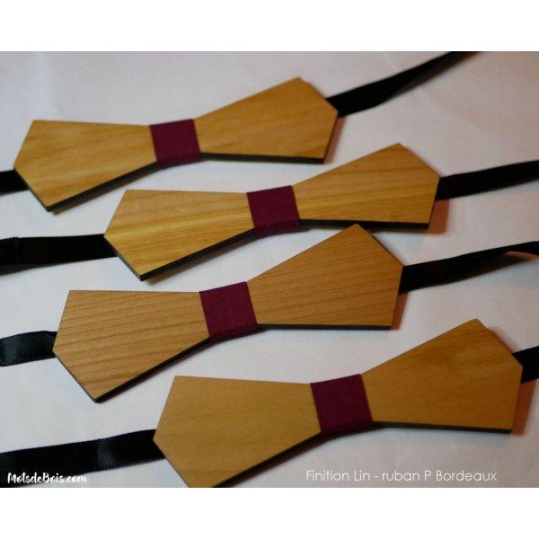 La&ccedil;o longo pontiagudo em nogueira para ser personalizado Presente para homem