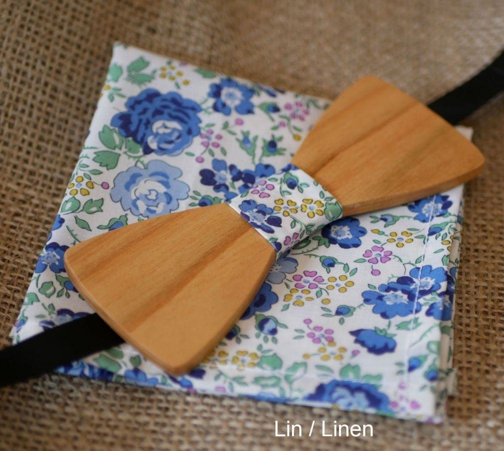 Saco Liberty Blue + elástico + gravata-borboleta de madeira