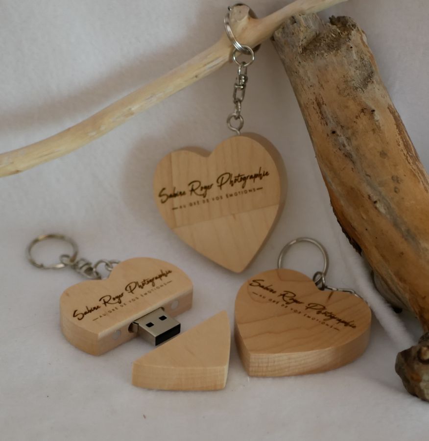 Unidade flash USB com coração de madeira gravado para personalizar 128 GB