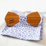 Saco de embreagem Mickael Liberty com flores azuis e laço de madeira, personalizável