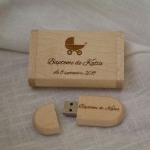 32 GB 2.0 USB Flash Drive numa mala de madeira de bordo de luz personalizada