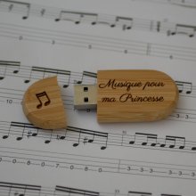Chave USB oval para ser personalizada por gravação, escolha de madeira